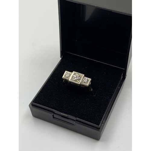 377 - Vintage Diamond trilogy ring set in 18ct white gold, weight 3.3g and size N