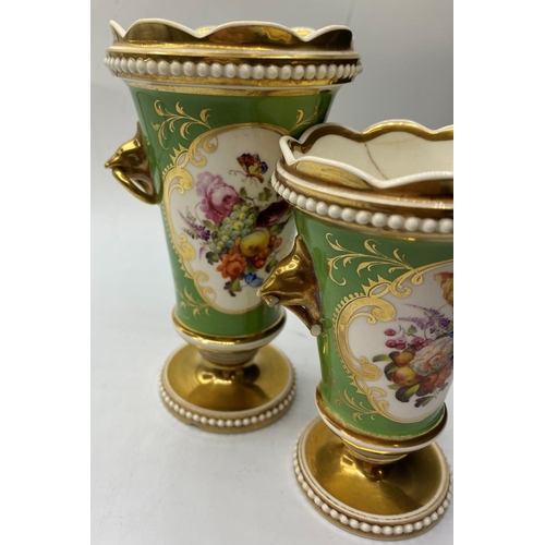 583 - 2x H&R Daniel Spill vases in need of restoration, 12 & 15cm tall (2)