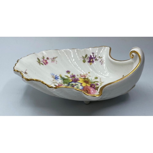 653 - Hammersley fine bone china shell dish, 16cm long in good condition