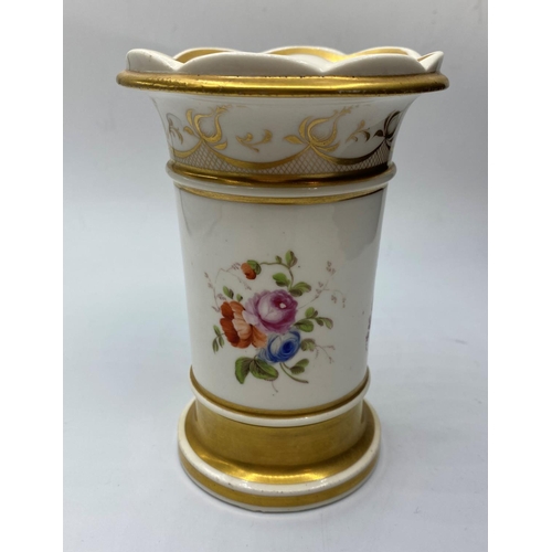 661 - H&R Daniel Rococo pheasant vase, 12.5cm tall in good condition