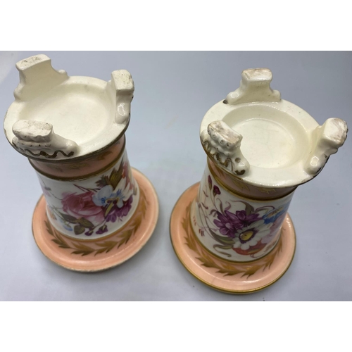 664 - Pair of Daniel 3 footed vases slight gilt rub in fair condition