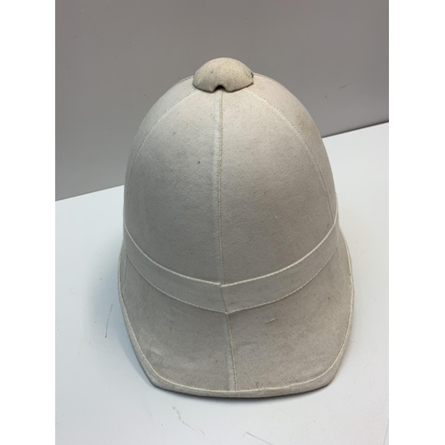 30 - Service pattern pith helmet (foreign)