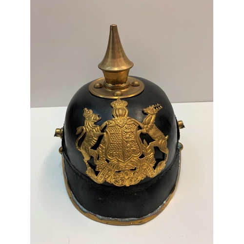 33 - WW1 wuttenberg infantry pickelhaube (repro)