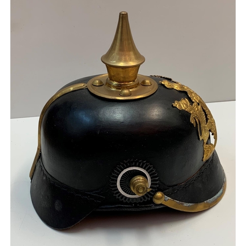 33 - WW1 wuttenberg infantry pickelhaube (repro)