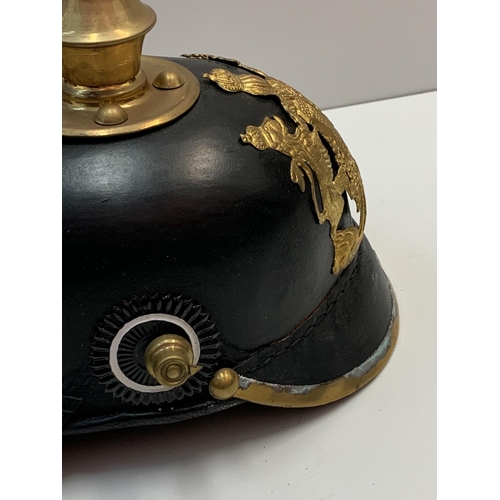 33 - WW1 wuttenberg infantry pickelhaube (repro)