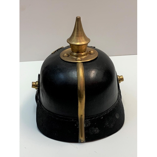 33 - WW1 wuttenberg infantry pickelhaube (repro)