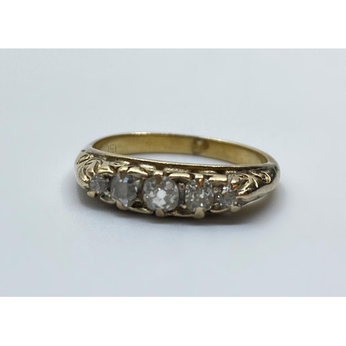 290 - Vintage 18ct Gold Ring with 5 Diamonds in Claw Setting. 3.7g, Size N.