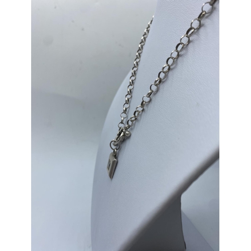 370 - Silver T Bar Chain with Square Pendant, 13.5g, 38cms.