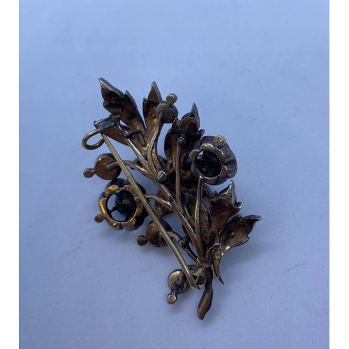 388 - Vintage Silver and Gold Hand crafted Brooch with Diamond decorated (over 2ct)