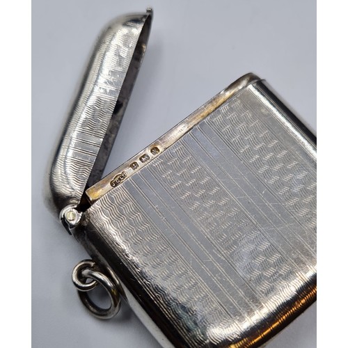 246 - Vintage Silver Vesta with engine turned design. Hallmark showing Joseph Gloster Birmingham 1923. 5 c... 