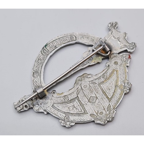 350 - Vintage white metal Celtic Tara brooch.
5.5 x 4.0cm approx