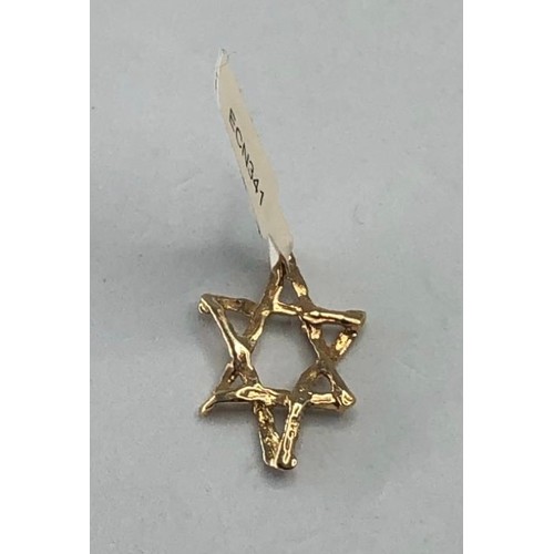 411 - 9k yellow gold Star of David pendant/charm, weight 2.1g (ECN 341)