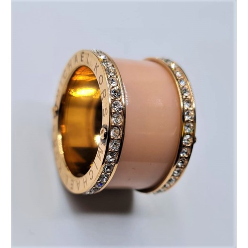 535 - MICHAEL KORS GOLD PLATED PINK AND WHITE STONE RING SIZE L