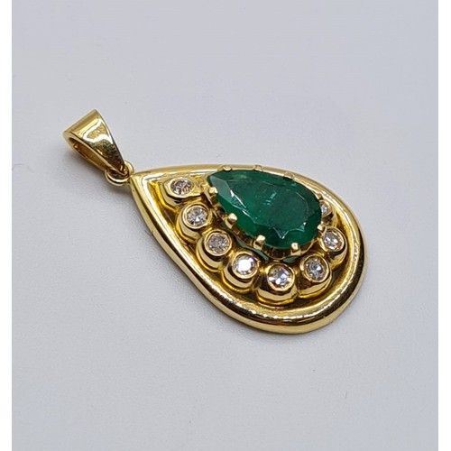 257 - 18CT YELLOW GOLD DIAMOND & EMERALD PENDANT. WEIGHT 4.6G &1.50CT EMERALD & 0.25CT DIAMONDS.
LENGTH 2.... 