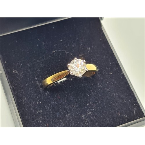 386 - 18CT YELLOW GOLD DIAMOND SOLITAIRE RING 0.60CT APPROX & WEIGHT 3.3G. SIZE M