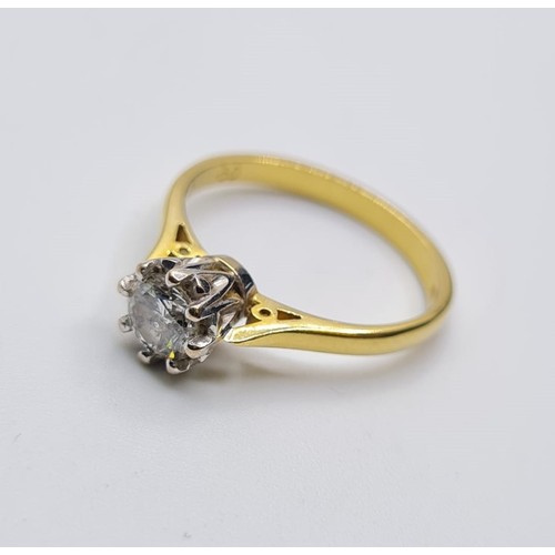 121 - 18CT YELLOW GOLD DIAMOND SOLITAIRE RING. WEIGHT 3.3G & 0.45CT APPROX. SIZE M