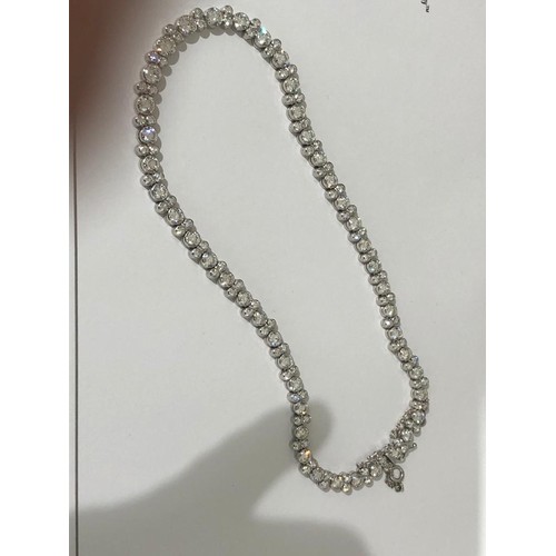 564 - Platinum Diamond Necklace with approx 25cts  of top quality diamonds (old cuts, F-G/VS2-SI1), weight... 