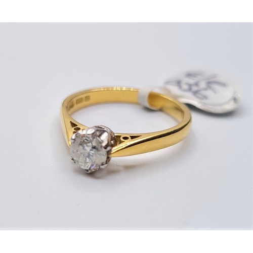 393 - 18CT YELLOW GOLD DIAMOND SOLITAIRE RING 0.50CT, WEIGHT 3.1G, SIZE L/M