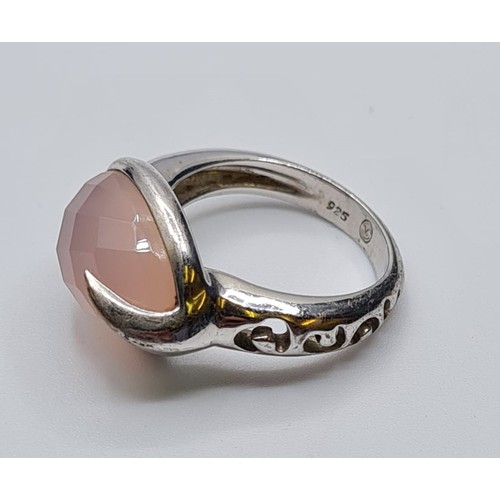 187 - MONICA VINIDAR STERLING SILVER ROSE QUARTZ RING. Size J