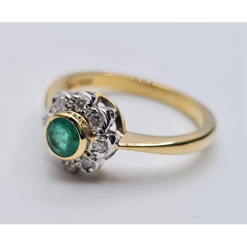 171 - 9CT YELLOW GOLD DIAMOND & EMERALD CLUSTER RING, WEIGHT 2.5G