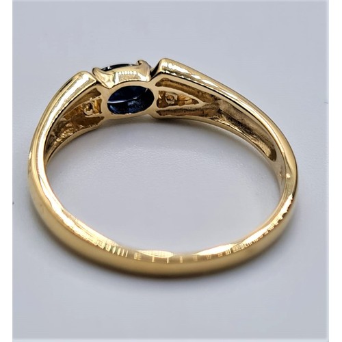 177 - 9CT YELLOW GOLD DIAMOND & SAPPHIRE 3 STONE RING, WEIGHT 1.9G. Size N