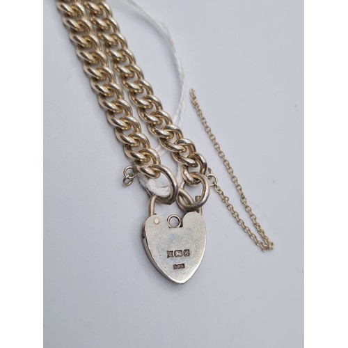 192 - Silver bracelet with heart shaped padlock. Weight 19.3g & length 16cms