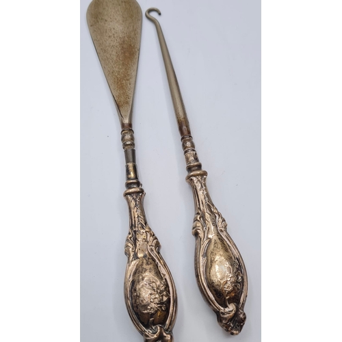 186 - Victorian Silver Handled Shoe Horn and Boot Lacer, 97.6g