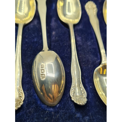 387 - 6 Silver Teaspoons in Original Box Dated 1918 Made in London, 63g