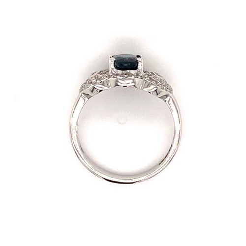 307 - 18k white gold crown designed ring with 1.20ct oval natural blue sapphire (Madagascar) and 0.30ct di... 