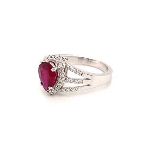 297 - 18k white gold ring with 1.45ct Mozambique pear ruby halo and 3 rows of 0.28ct diamonds (G/I, SI), w... 