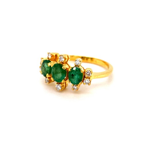 261 - 21k yellow gold emerald and diamond ring with trilogy green emeralds (oval natural, 1.5ct SI approx)... 