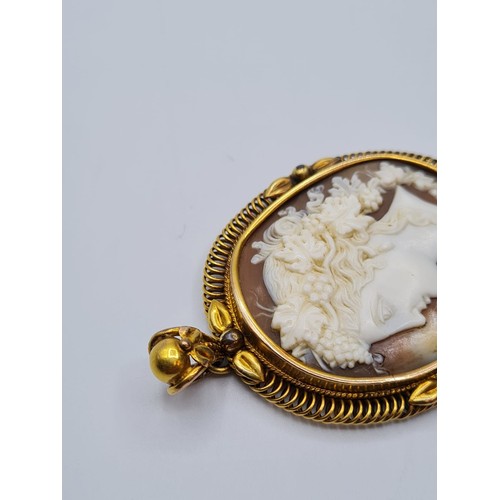 511 - Victorian 9ct gold Cameo pendant, weight 13.2g and 5x4cm size