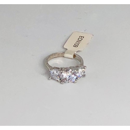 640 - Silver claw set CZ trilogy ring size M weight 4g approx (ecn109)