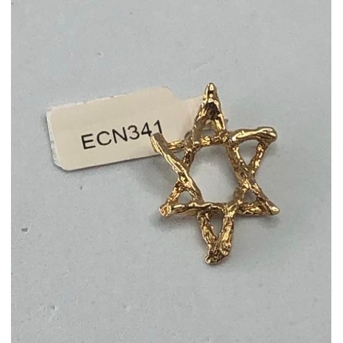 654 - 9k yellow gold Star of David pendant/charm, weight 2.1g (ECN 341)