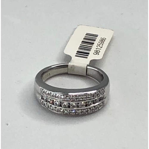 665 - 18k white gold ring with 0.50ct diamonds, weight 6.1g and size K1/2 (ECN400)