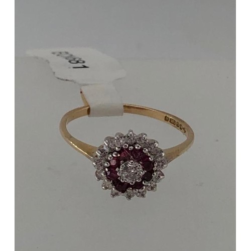 672 - 9k yellow gold ring with CZ and Rubies, weight 1.67g and size L1/2 (ecn681)