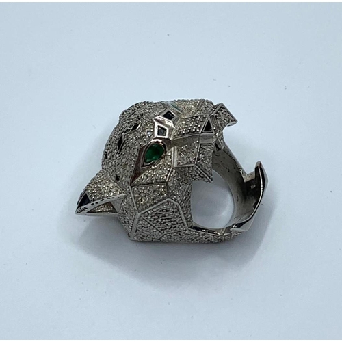 15 - An impressive statement diamond panther ring in the Cartier style. White metal (untested) with over ... 