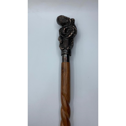 31 - An unusual, three part, collapsible walking stick with a bronze head representing an octopus. Octopu... 