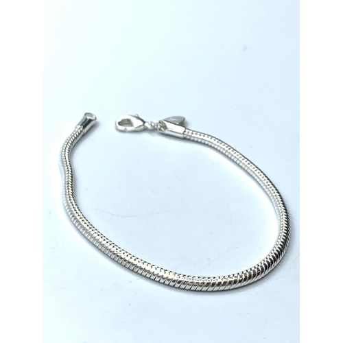 377 - Silver rope bracelet, weight 9.6g & length 18cms