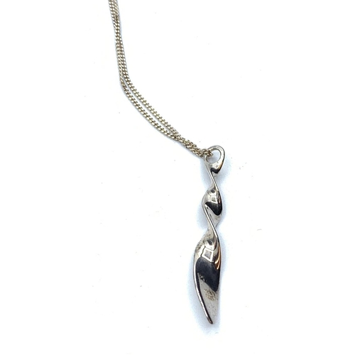 253 - 925 Sterling Silver Twist Pendant.