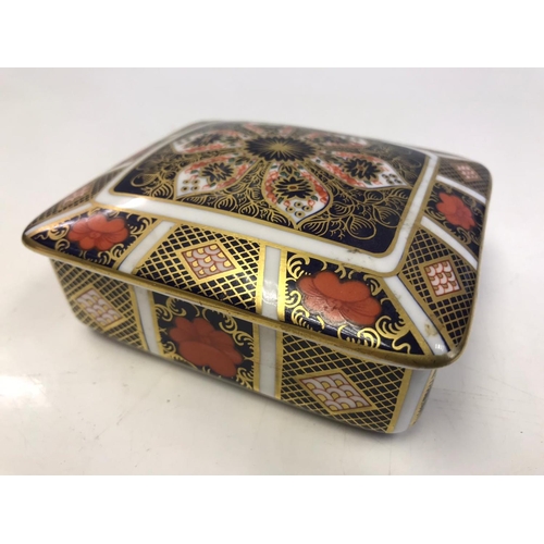 226 - A Royal Derby Imari Pattern Trinket Box.