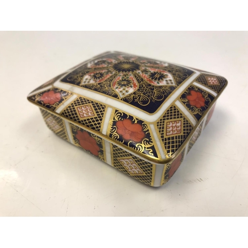 226 - A Royal Derby Imari Pattern Trinket Box.