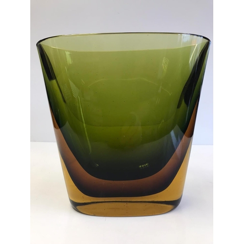 23 - A Mid 20th Century Flavio Poli 'Sommerso' Murano Tri Coloured Tapered Slab Vase, Height 220mm, Width... 