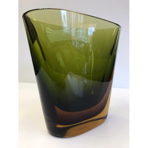 23 - A Mid 20th Century Flavio Poli 'Sommerso' Murano Tri Coloured Tapered Slab Vase, Height 220mm, Width... 