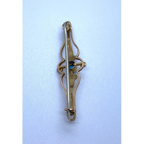 521 - 9ct Gold Victorian Bar Brooch with Turquoise and Seed Pearls, 2.2g.