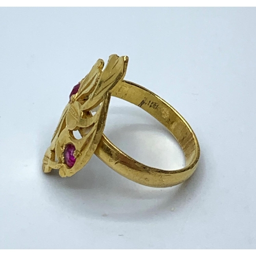 262 - 22ct ring with 2 small ruby's, weight 5g & size M