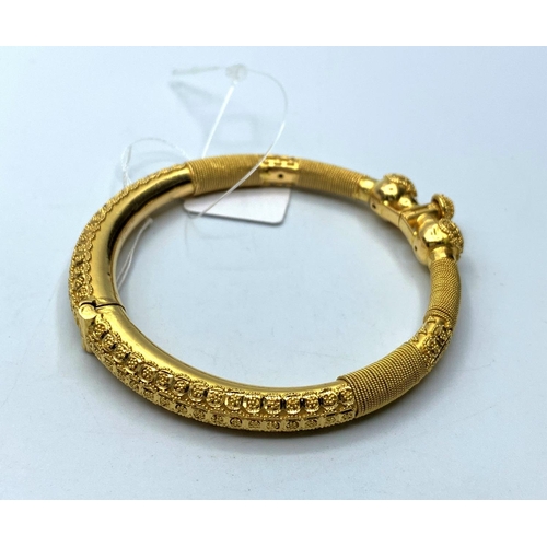 292 - 22ct Gold Bangle, 31.5g