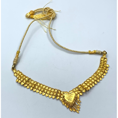 108 - 22ct gold neck piece, weight 9.1g