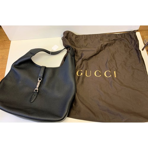 579 - Vintage Gucci handbag