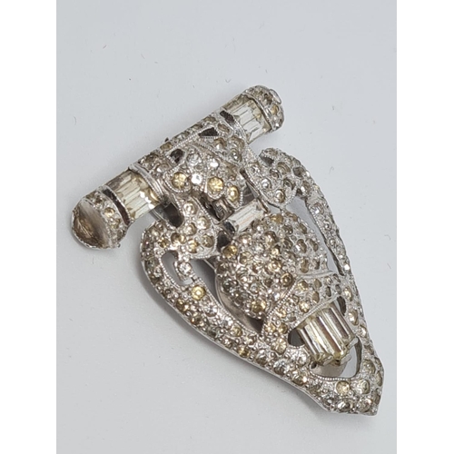 305 - Vintage Art Deco Clip